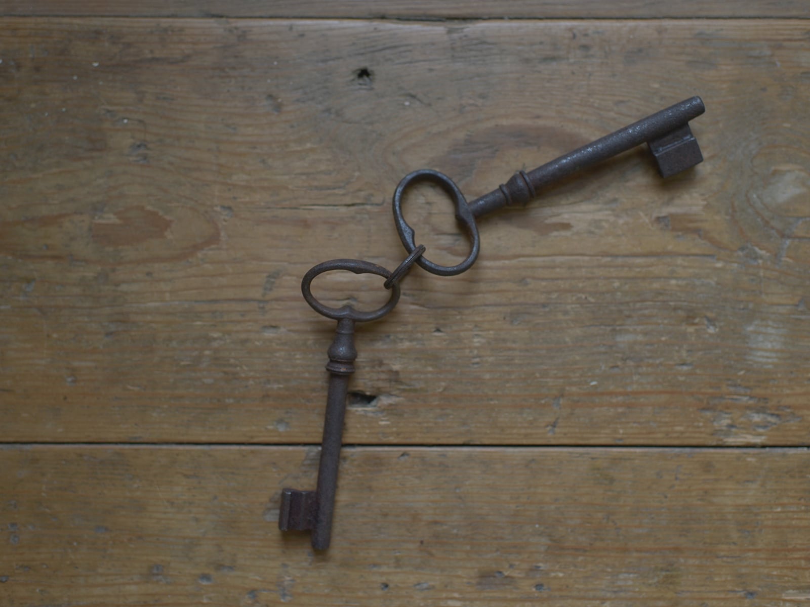 2つセットのフランスの古い鍵（B）フレンチアンティーク