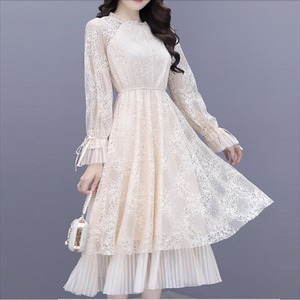 【送料無料】 ロングドレス 2色 ドレス dress 衣装 ワンピース パーティドレス カラードレス ロング ロング丈 ひざ丈 ミモレ ミモレ丈 袖あり 長袖 フレア袖 フレアスリーブ クルーネック Aライン フレア プリーツ レース エレガント 可愛い 大人可愛い きれいめ シンプル カジュアル シック コンサバ 華やか 大人 上品 おしゃれ お洒落 レトロ こなれ感 高見え 高級感 フェミニン 花柄 春 秋 30代 40代 レディース 女性用 ママ ママ服 授業参観 結婚式 二次会 パーティ 演奏会