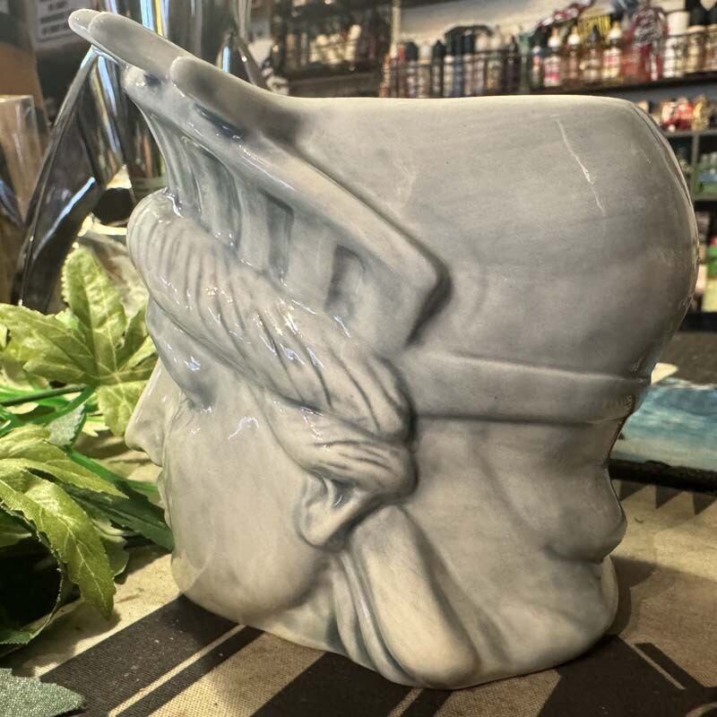 オモシロ系の陶器製のマグカップ 13日の金曜日のジェイソン