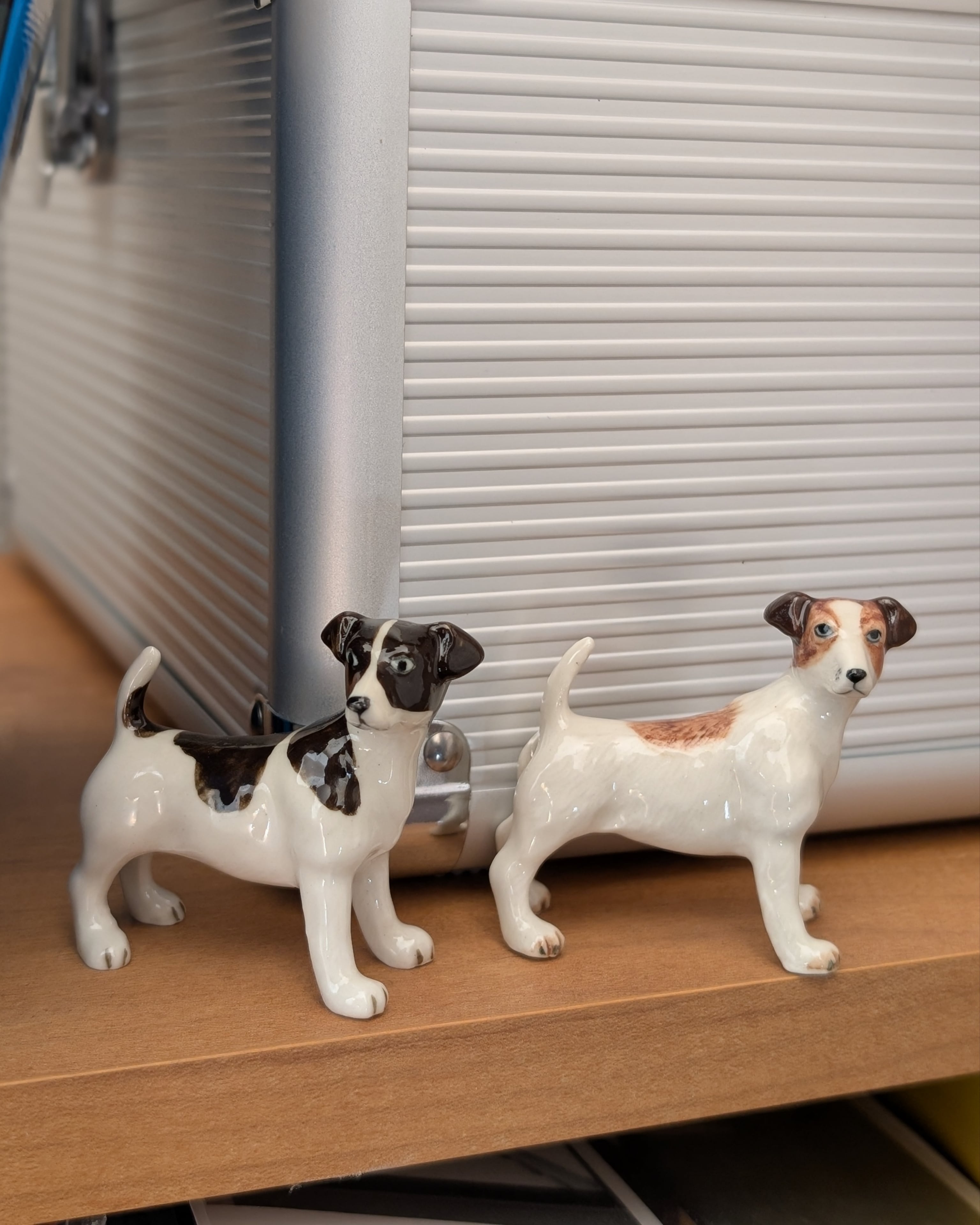 【ミニチュア陶器】Jack russell terrier~stand~