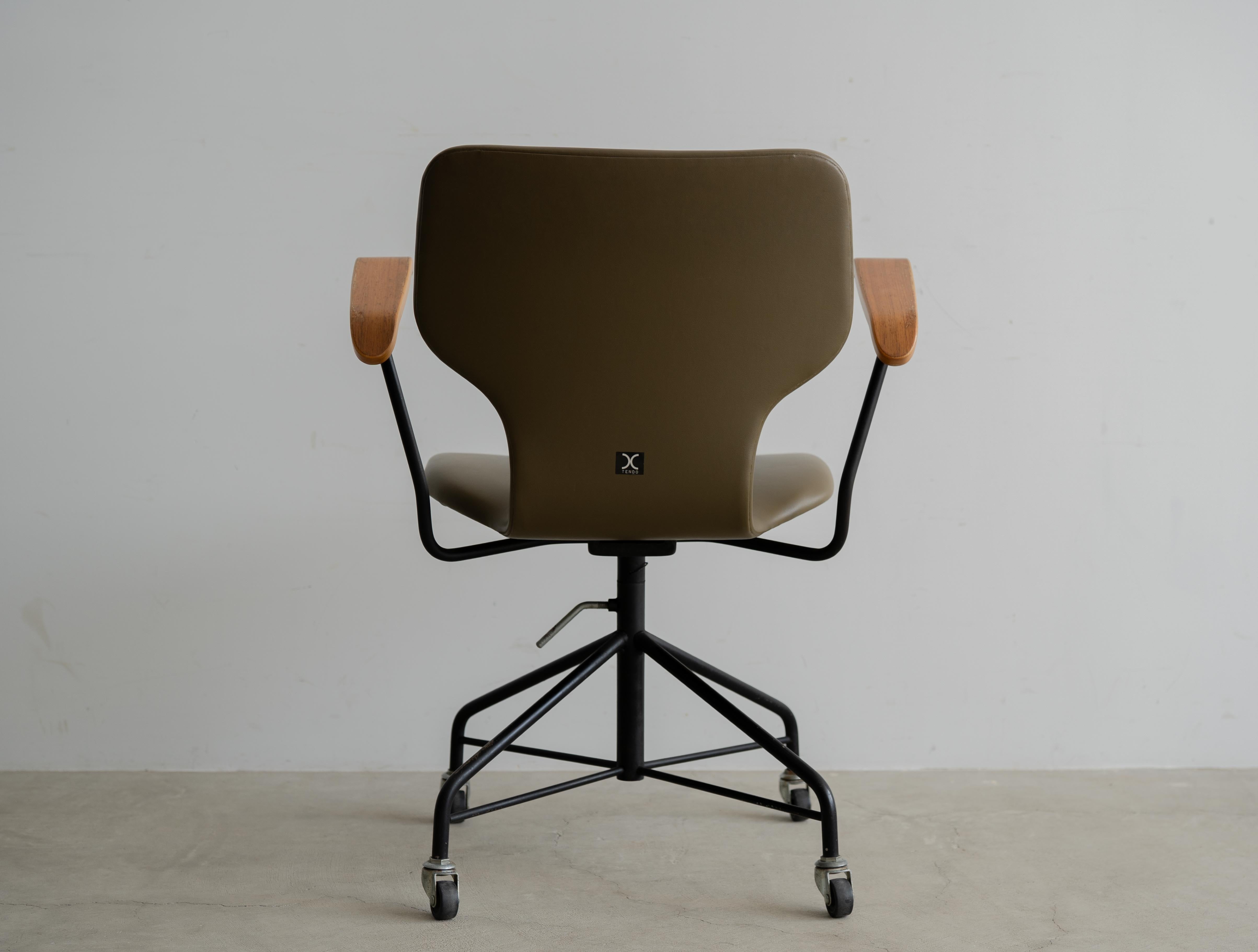 送料込み】SHAPE OF TENDO 展示品 天童木工 ヴィンテージキャスター