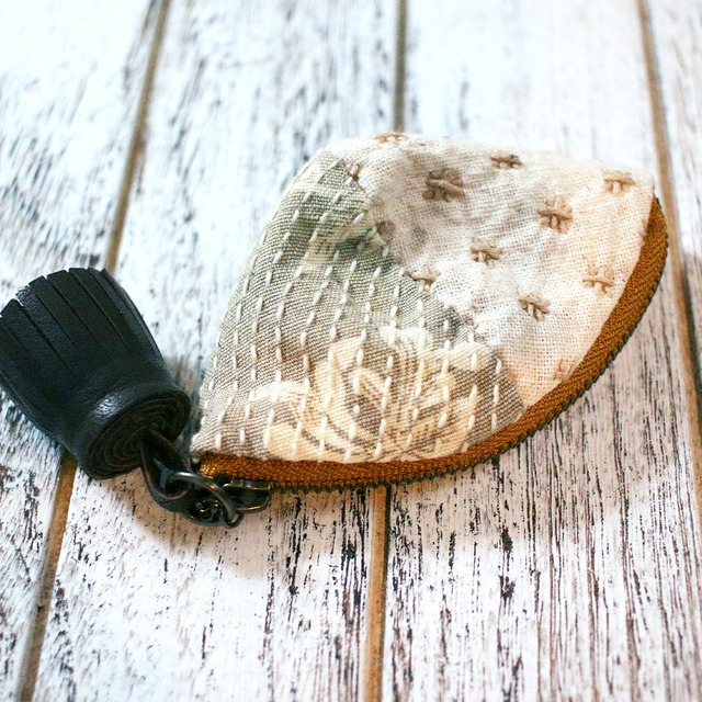 shell pouch calm beige