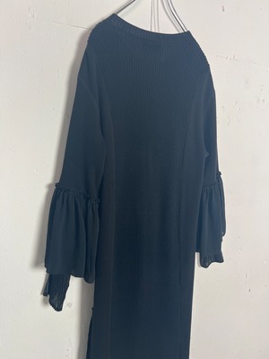 "再構築" Pleats Blouse×Maxi Dress