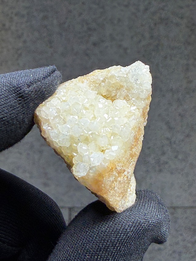 リューコガーネット（ホワイトガーネット）【ML-0149】パキスタン KPK