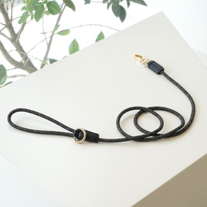 ote. 2way short leash black