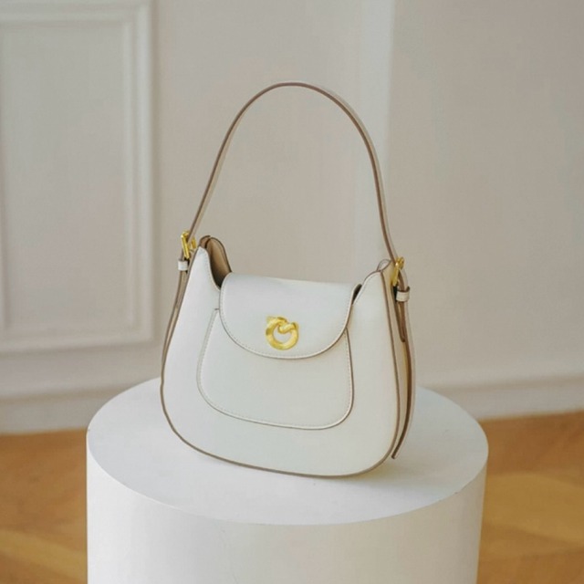 Crescent moon shape flap one-handle bag 00083