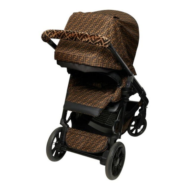 フェンディ × Inglesina イングリッシーナ FFロゴ ファブリック ベビーカー ブラウン ブラック レディース FENDI 【中古】