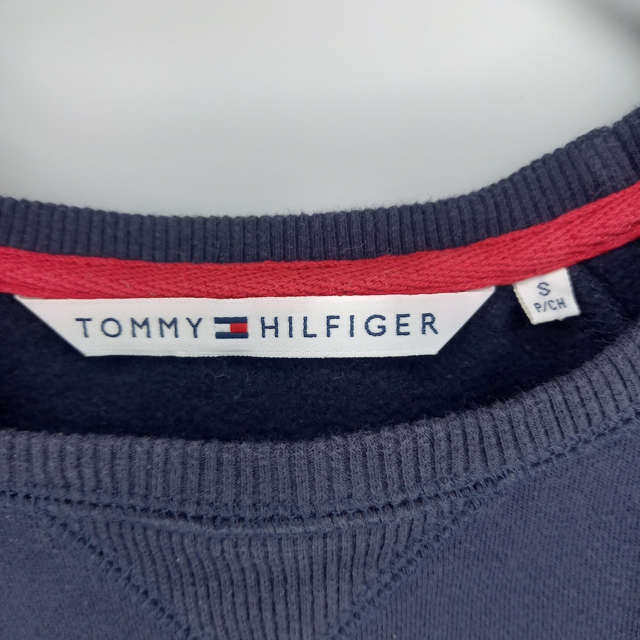 トミーヒルフィガー　クルーネック　スウェット　トレーナー　長袖　無地　紺　S