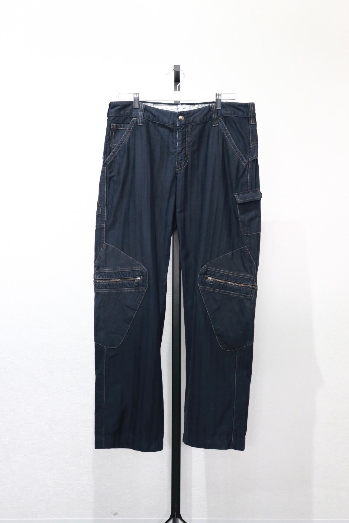 ARMANI JEANS design cargo pants | Cary