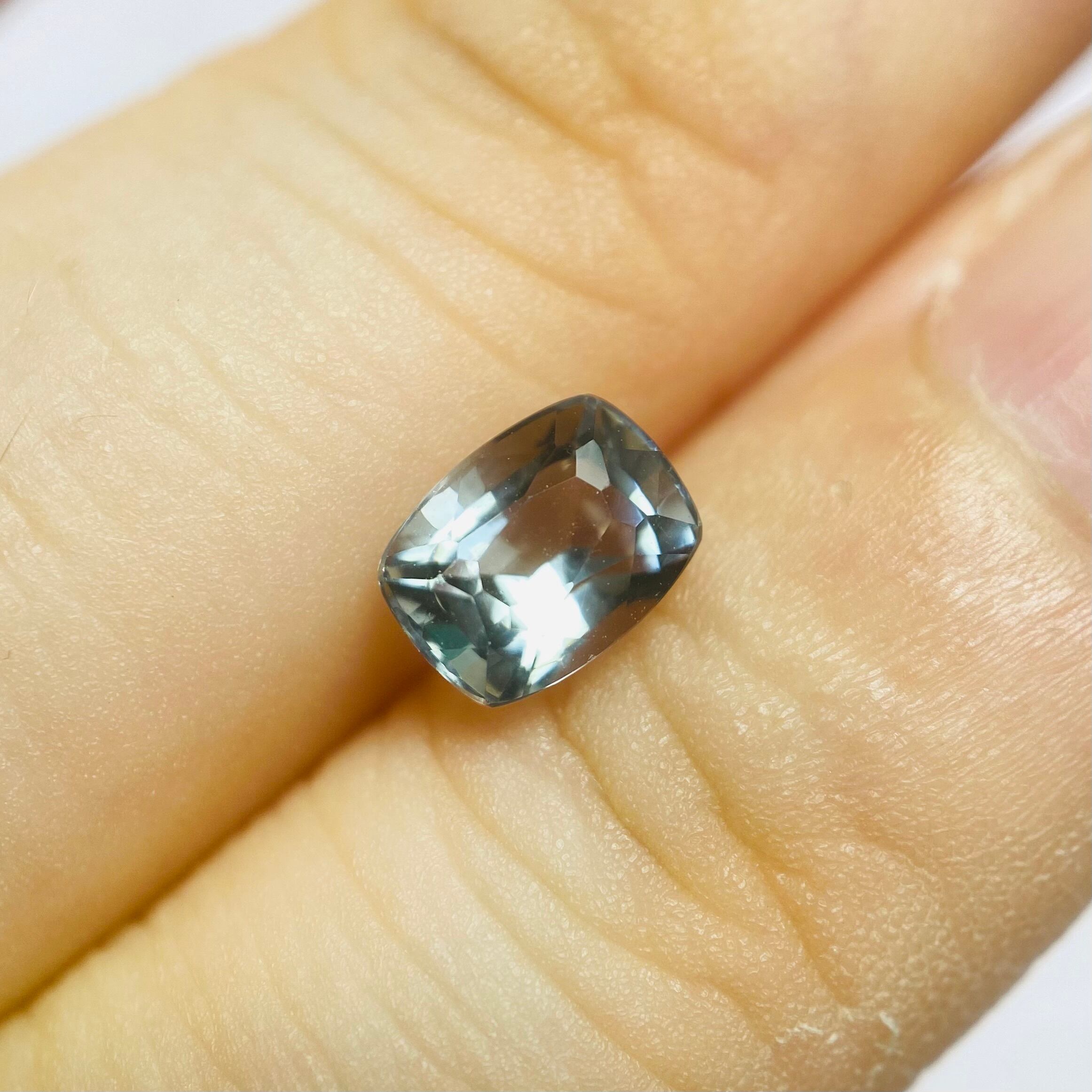 どこまでも澄んだクラシックなグレースピネル