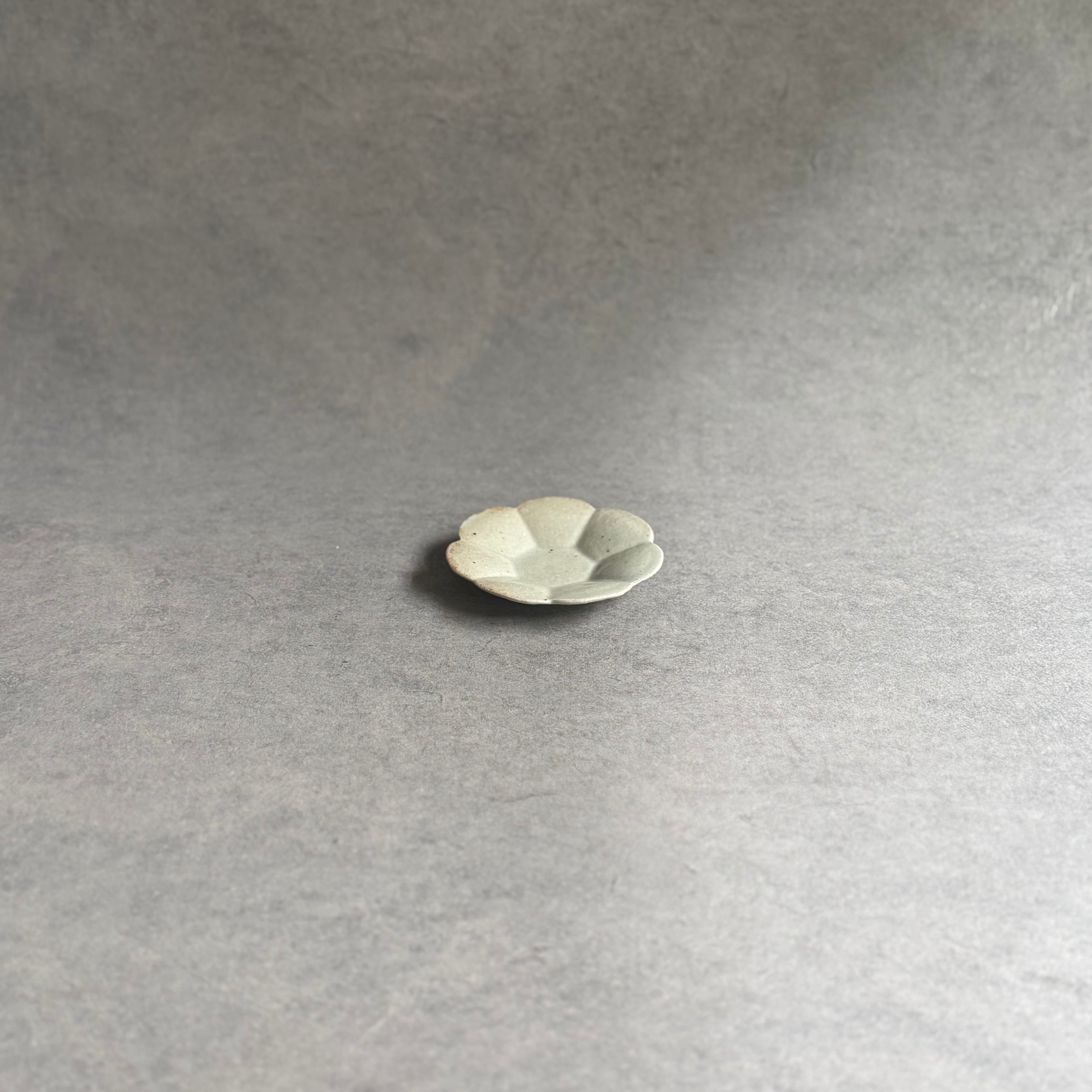 日高伸治 青白磁 茶托