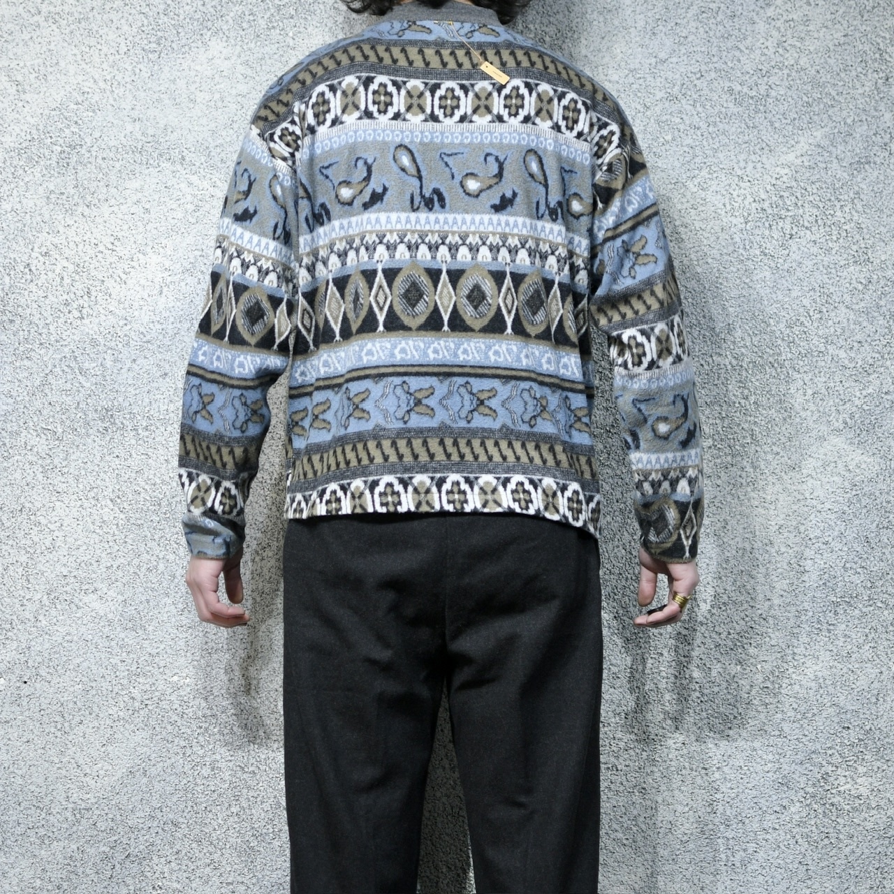 paisley pattern shaggy mock neck