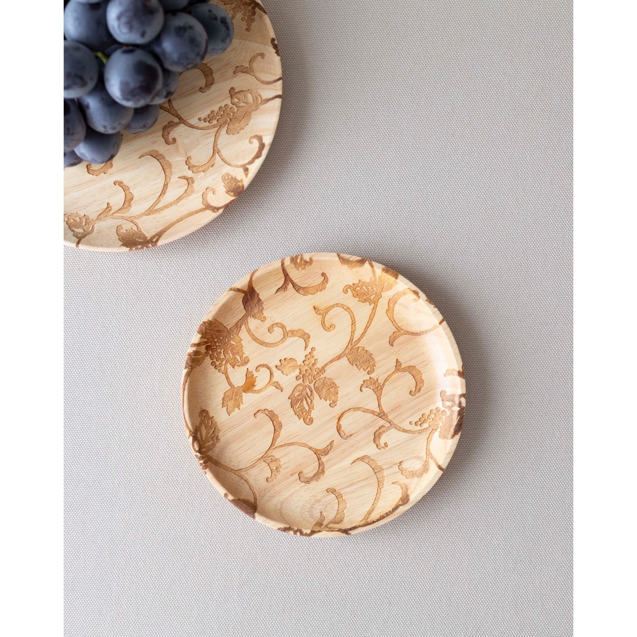 【丸皿(S)】葡萄唐草 -生成り Round dish, size S