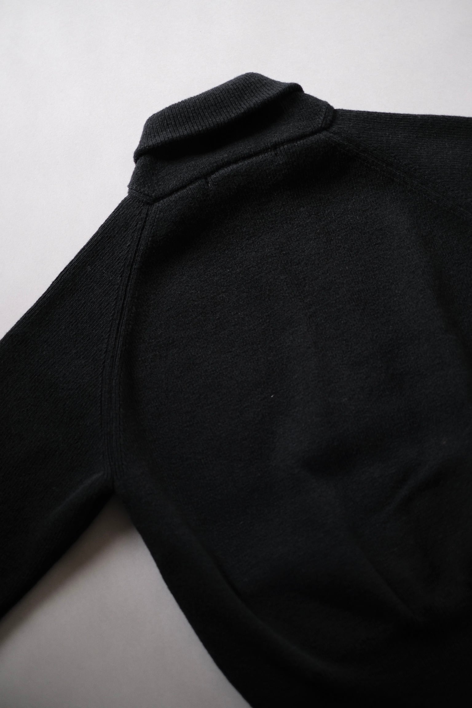 SLOPESLOW / Hard twisted shetlandwool type C-2 