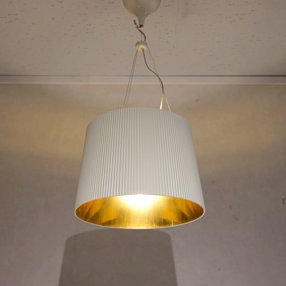 Kartell GE カルテル　ジェー　ペンダントライト Kartell カルテル GE ジェー ペンダントライト 吊り下げ照明 天井照明