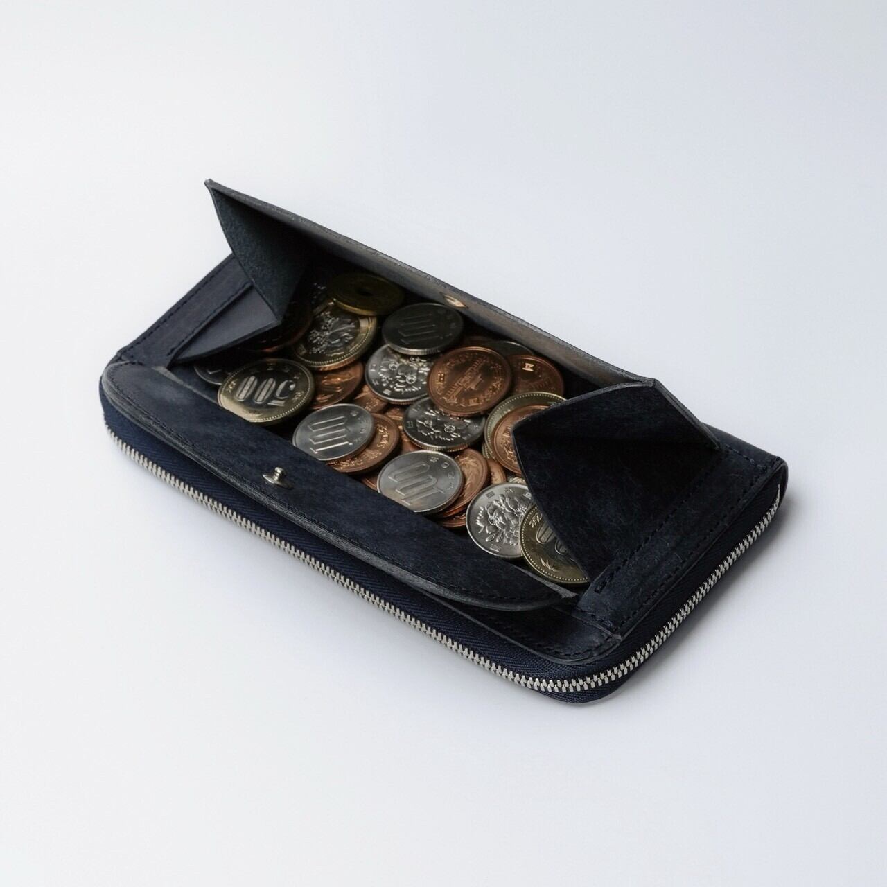 Iru×IKENOHATA GINKAWATEN】PUEBLO LEATHER ROUND WALLET / 受注生産 4