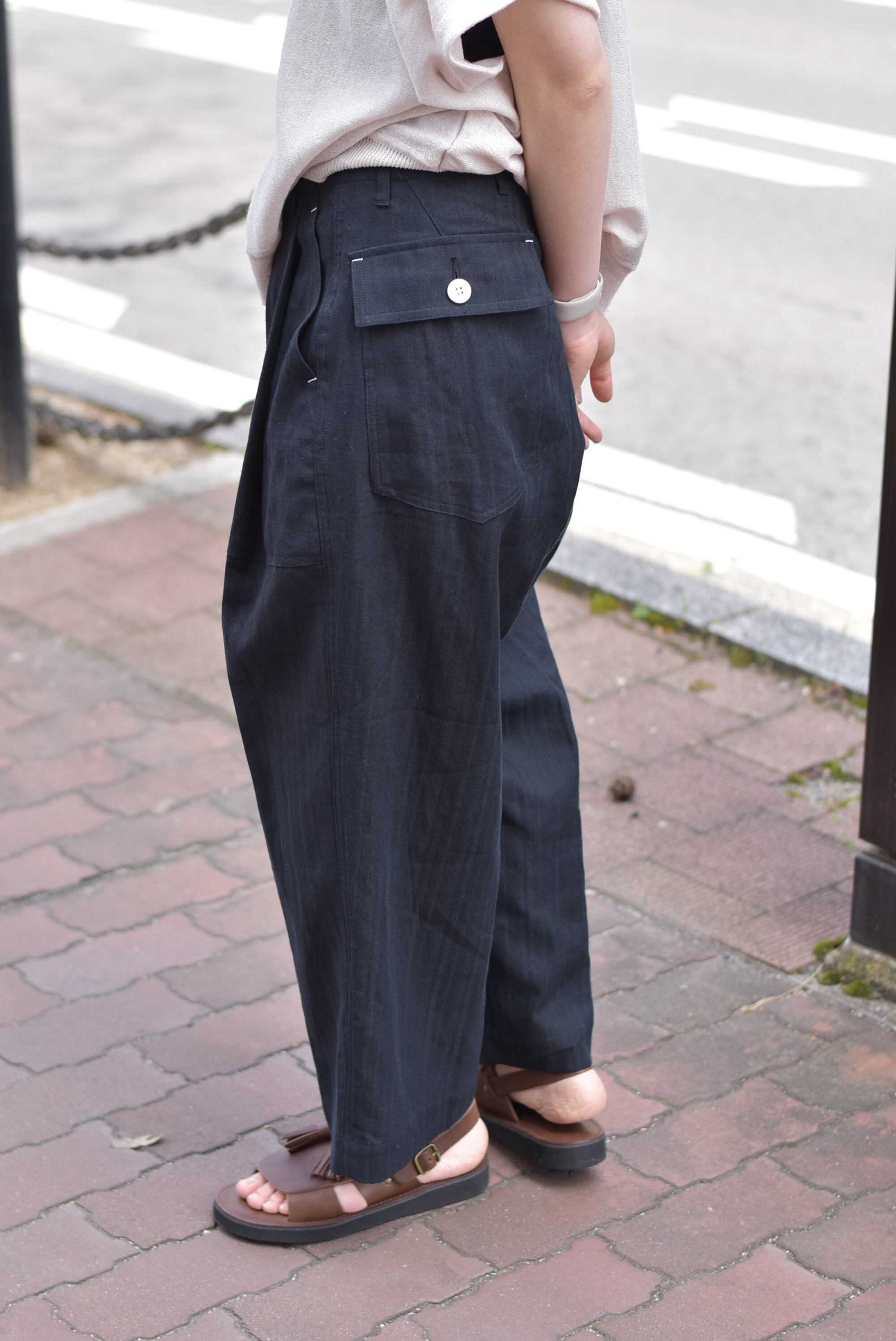 HAVERSACK】Cotton Linen Herringbone Utility Pants | theater(シアター)