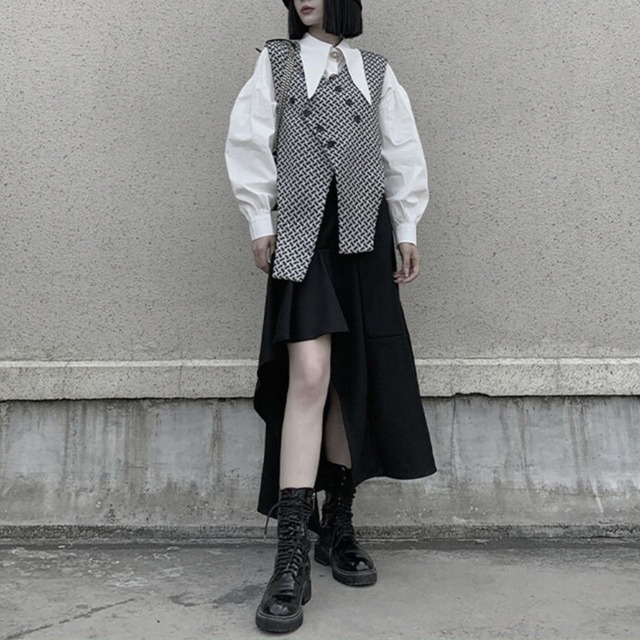 Slit irregular skirt C0597