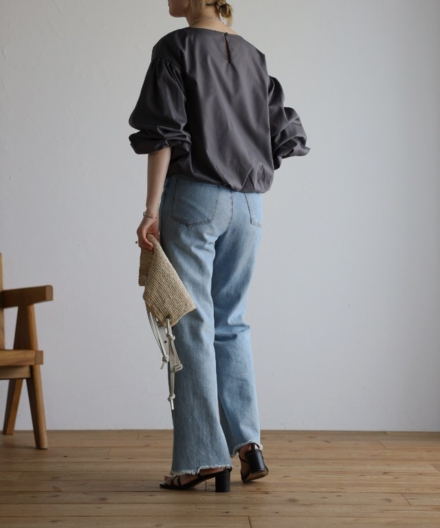 スクエアネックバルーンブラウス