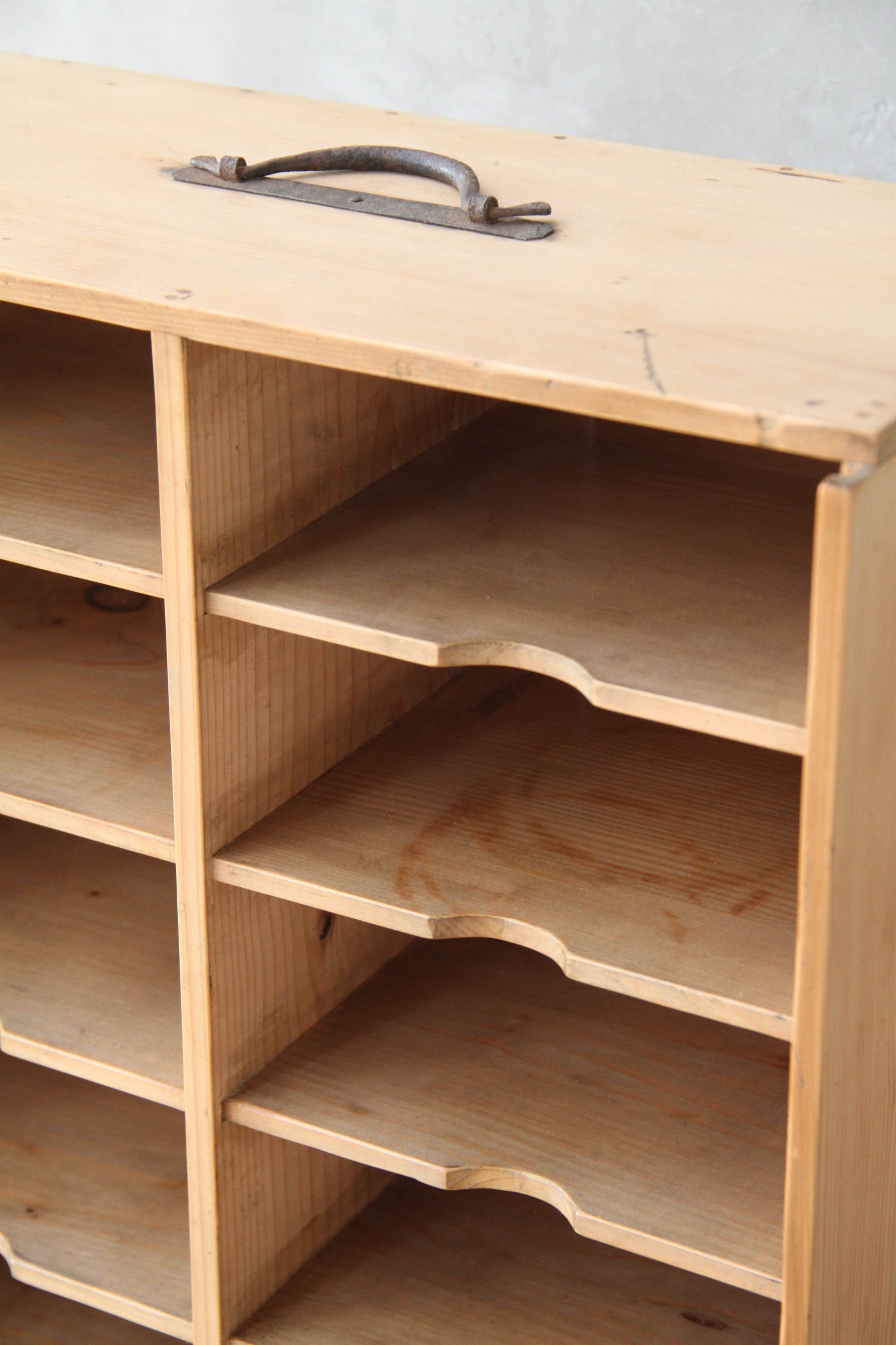 送料無料】木棚1 古家具/古道具/アンティーク/小箱/収納/ポストカード