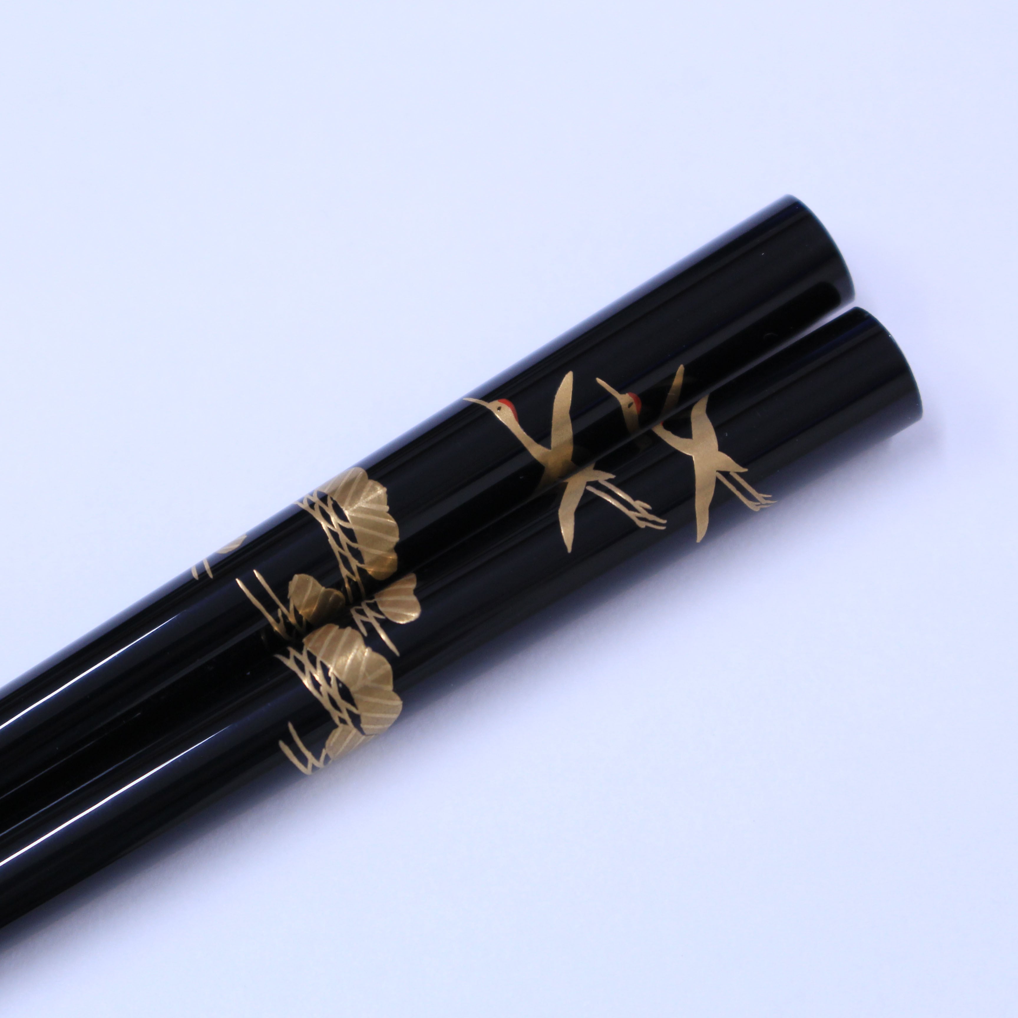 H18-蒔絵箸 松に鶴 | 輪島塗の老舗 輪島屋善仁 Online shop / WAJIMAYA