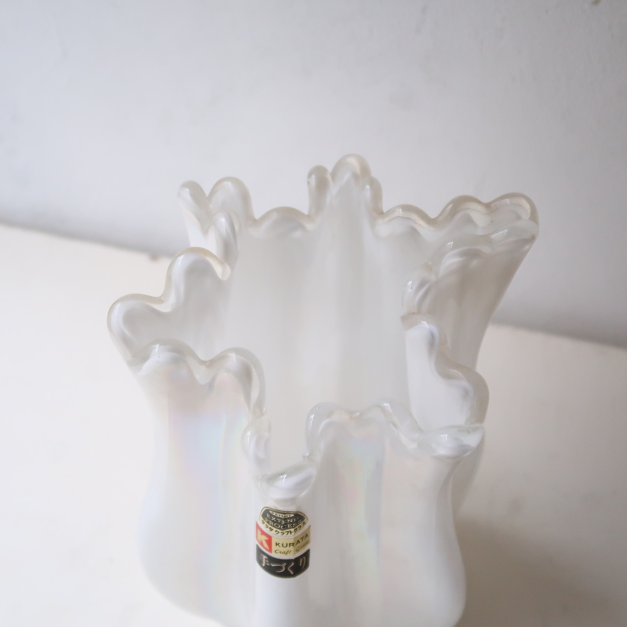 白いオーロラの花瓶
