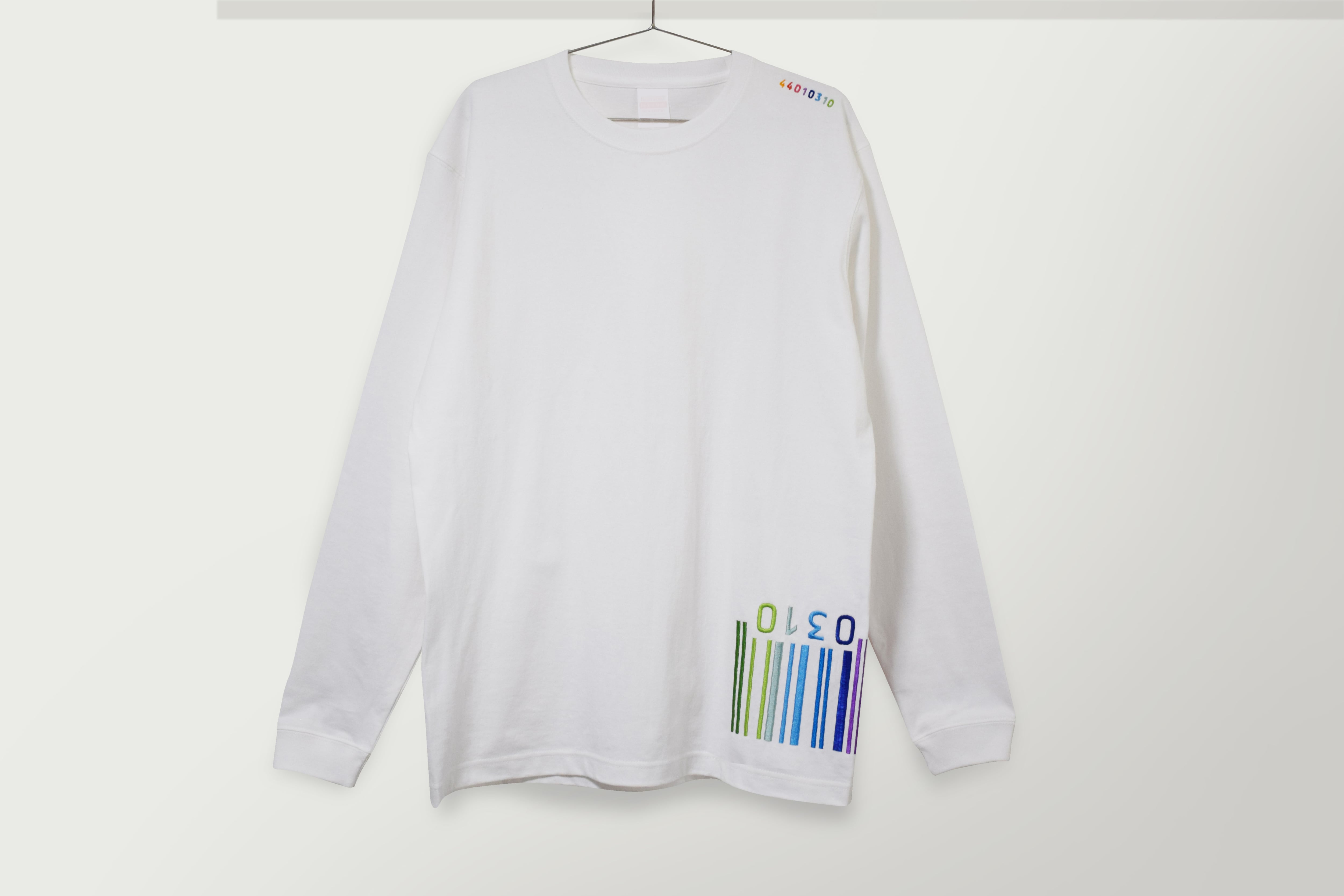 刺繍☆ロンT/虹色バーコード(WH) | 440design 刺繍☆ロンT/虹色バーコード(WH) | 440design