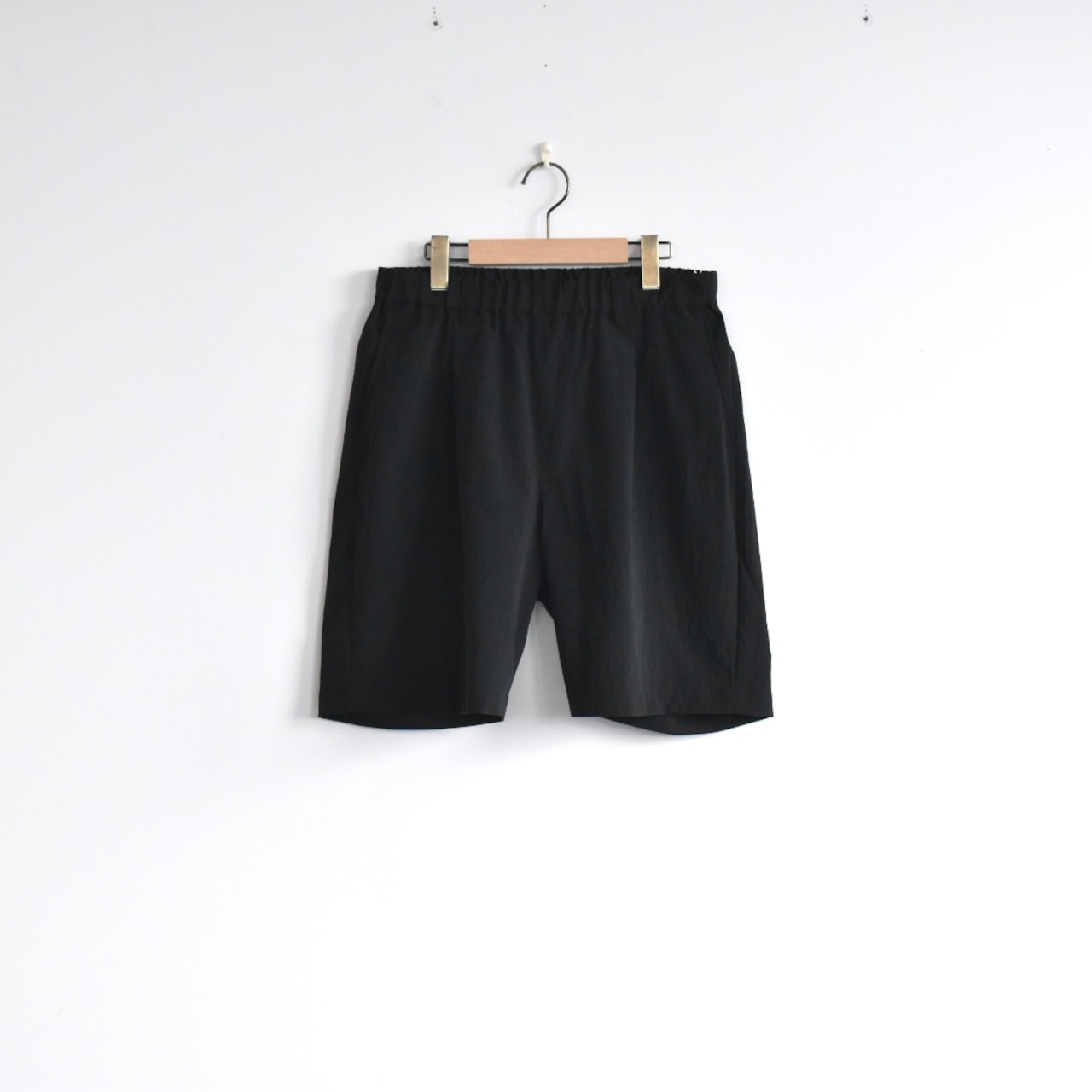 MANUAL ALPHABET | MICRO DOT AIR EASY SHORTS