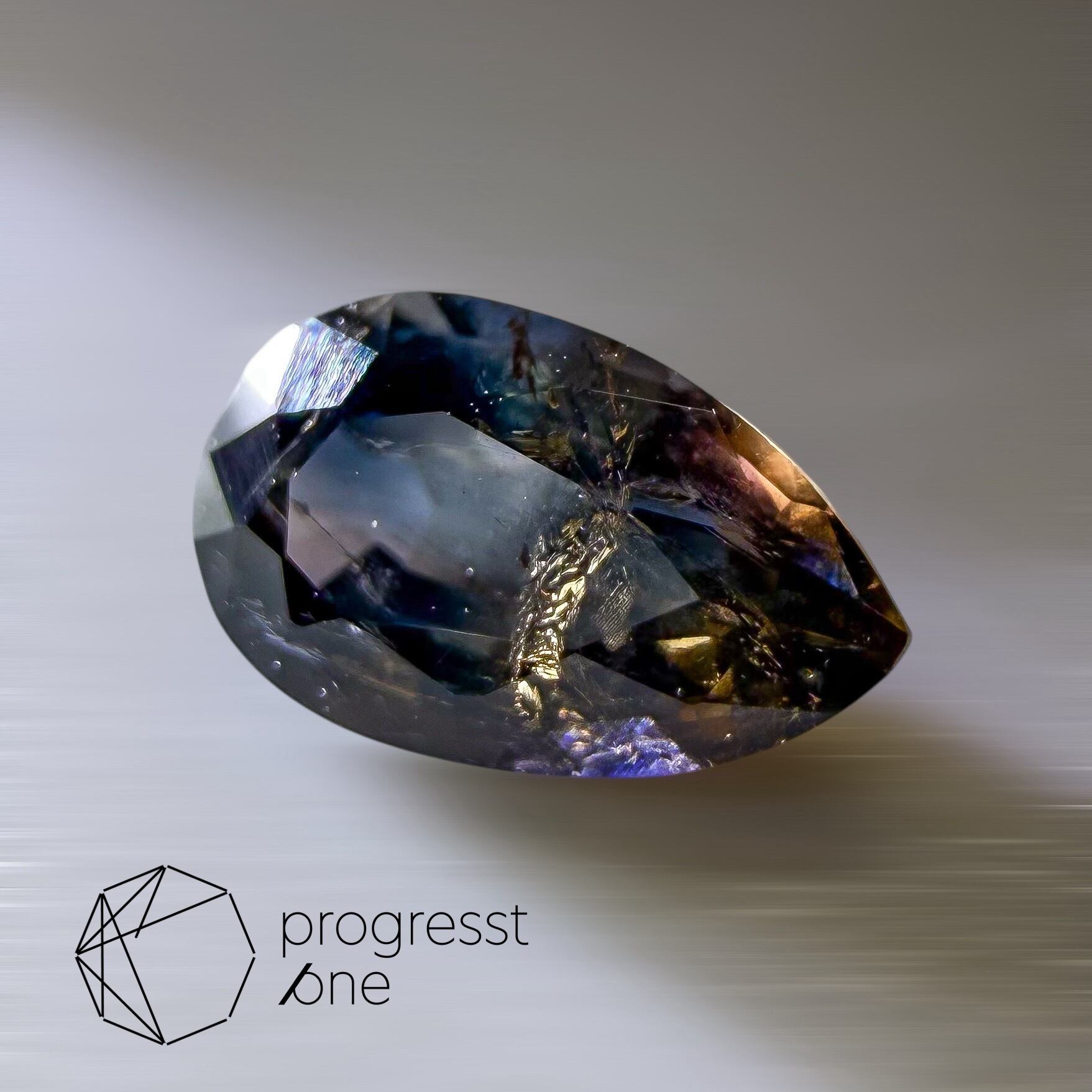 アキシナイト(ﾌﾞﾙｰﾃｨﾝﾄ)0.56ct | progresstone