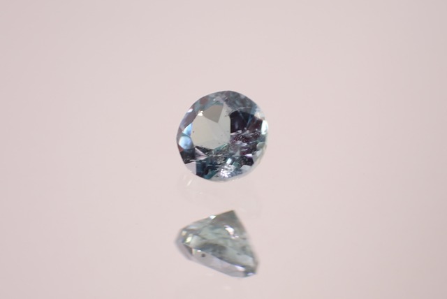 コーネルピン　0.19ct　[D11‐486]