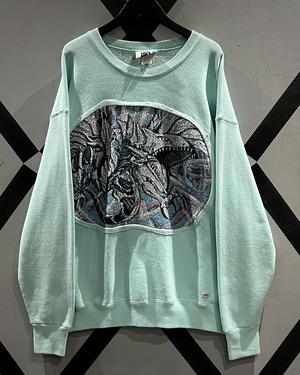 【X VINTAGE】90’s “Lee” “Blue Eyes Dragon” Goblin Switching Custom Vintage Sweatshirt