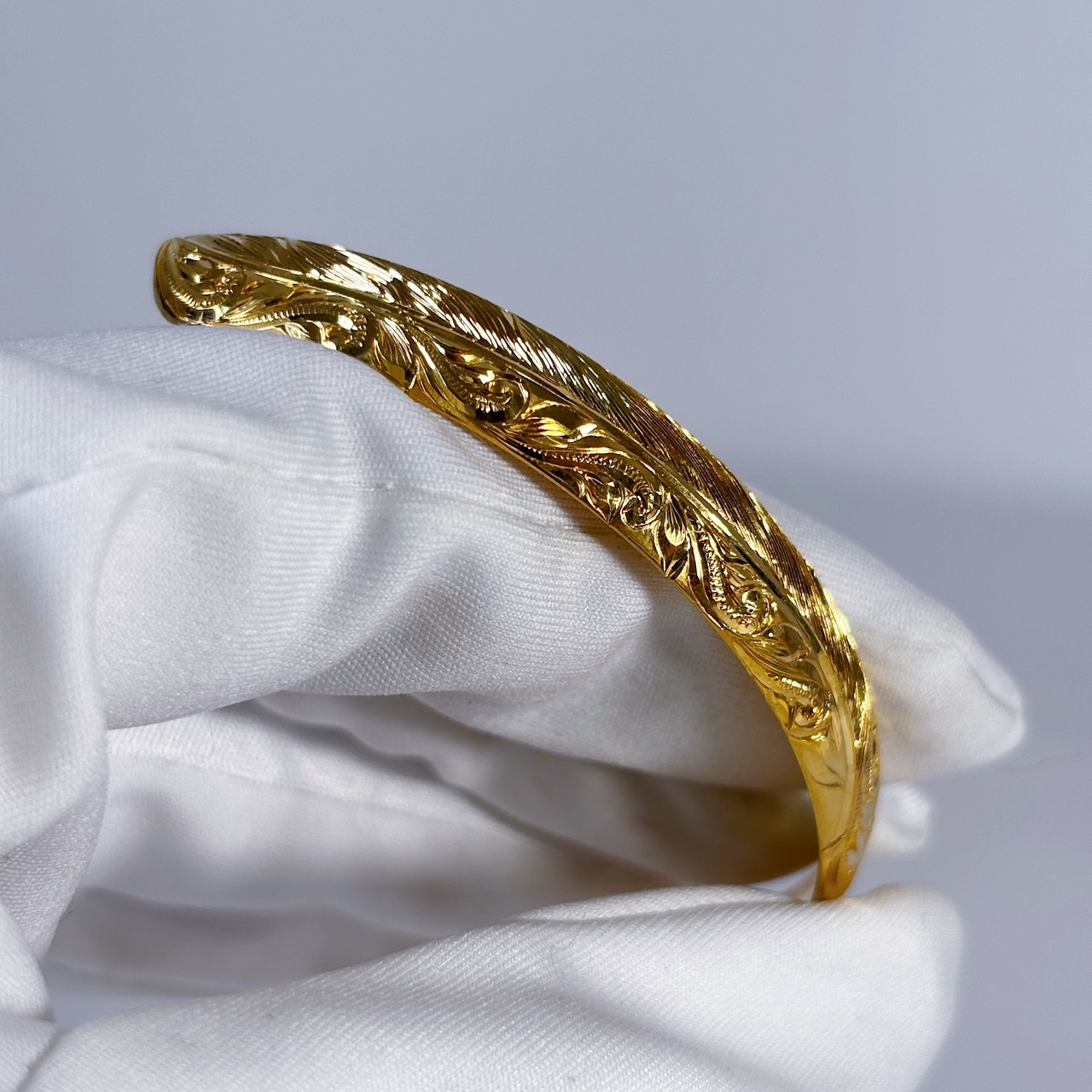 [Lsize]Plumeria Feather Bangle –Gold-