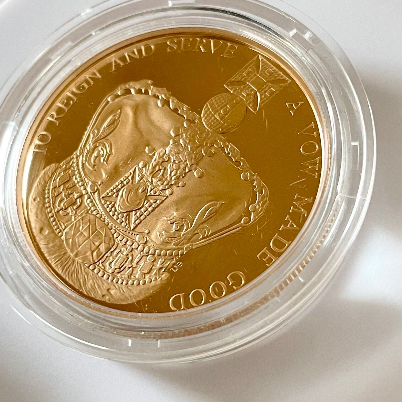 2013年エリザベス女王陛下の戴冠60周年記念 5ポンドプルーフ金貨 ...