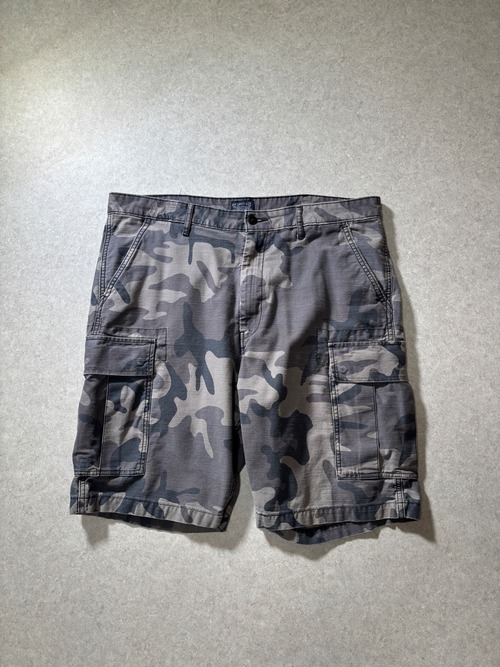 Levi’s cargo pants