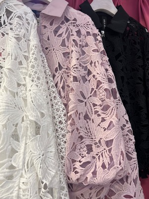 アウラアイラ AULA AILA LACE BALLOON BLOUSON