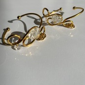 ［天然クォーツ］ くねくねバングル［GKB018］