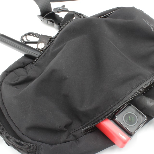 FUNCTIONAL　093TI  "NIKOLA"  LIGHT WEIGHT UTILITY OVAL SLING BAG  スリングバッグ　自転車　撥水加工　メンズ レディース　 1マイルバッグ　ミニマル　ファンクショナル　通勤　通学