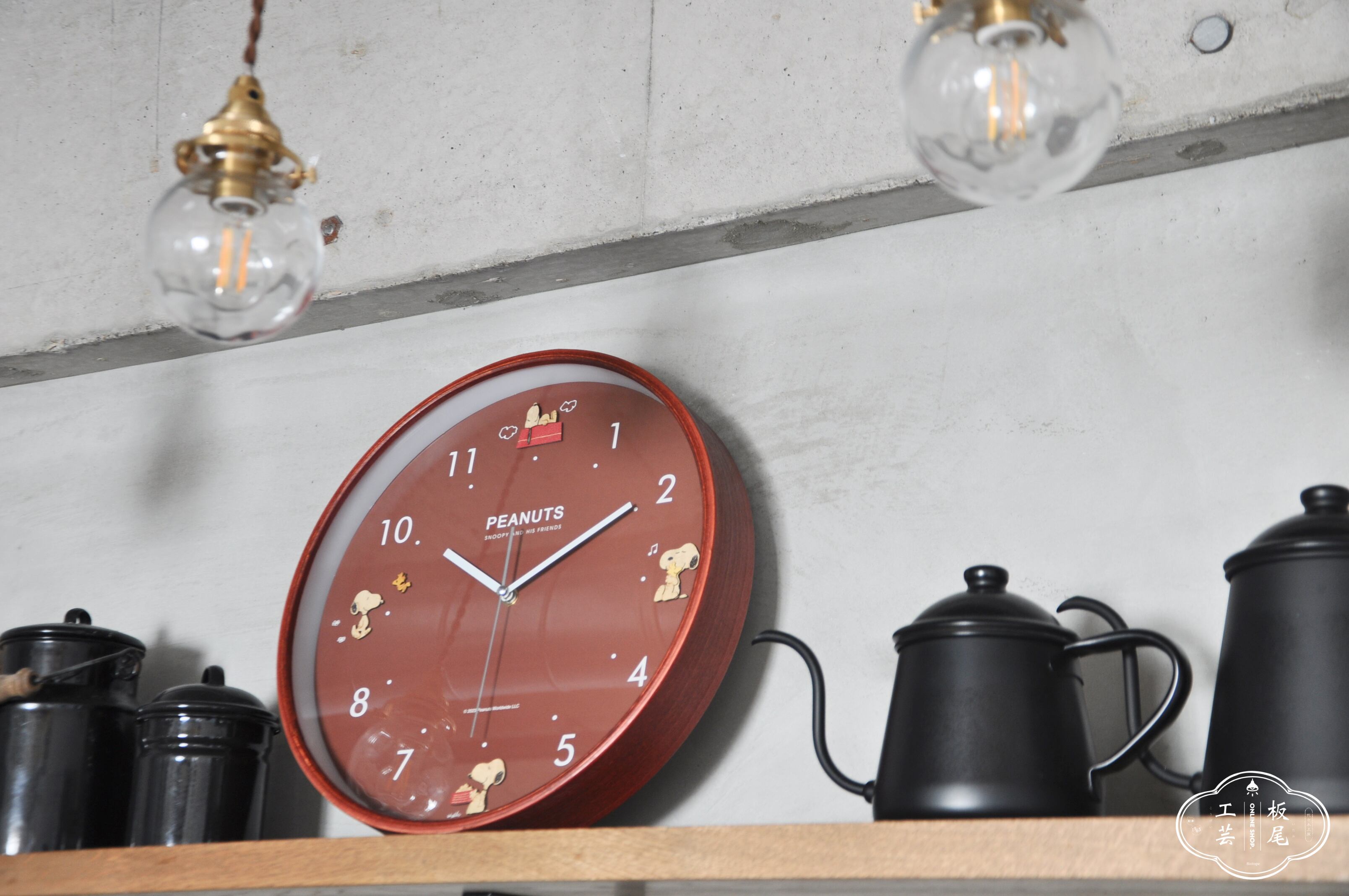 PEANUTS wood parts clock . スヌーピー 掛け時計 12時までの