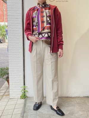 LEOTHERMOストレートパンツ(ベージュ)
