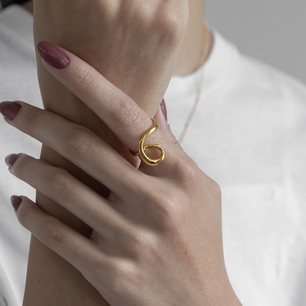 【クリックポスト】SILVER925 リング フローデザイン 12号相当 オープンリング 地銀 1690