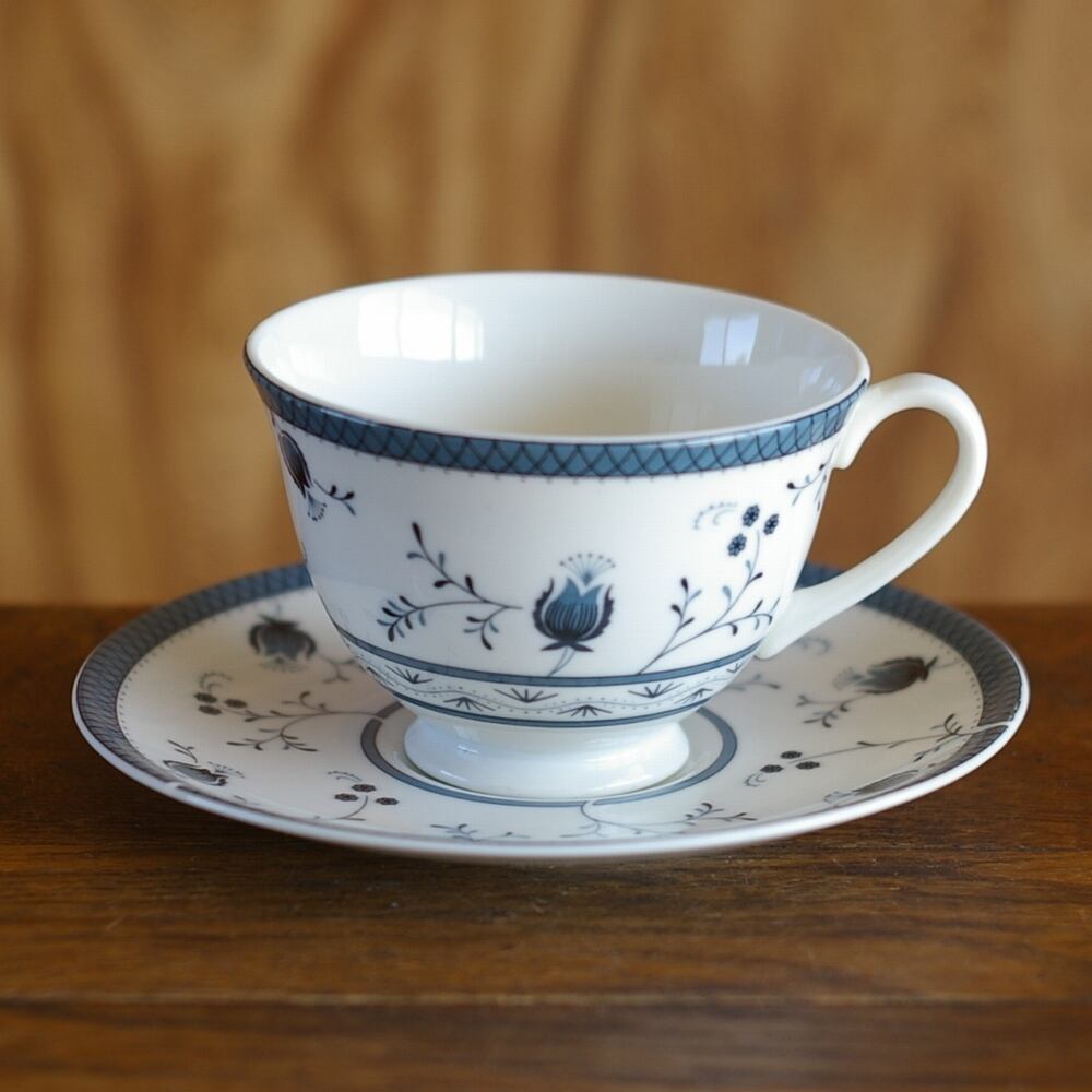 イギリス製ヴィンテージ食器 Royal Doulton ロイヤルドルトン