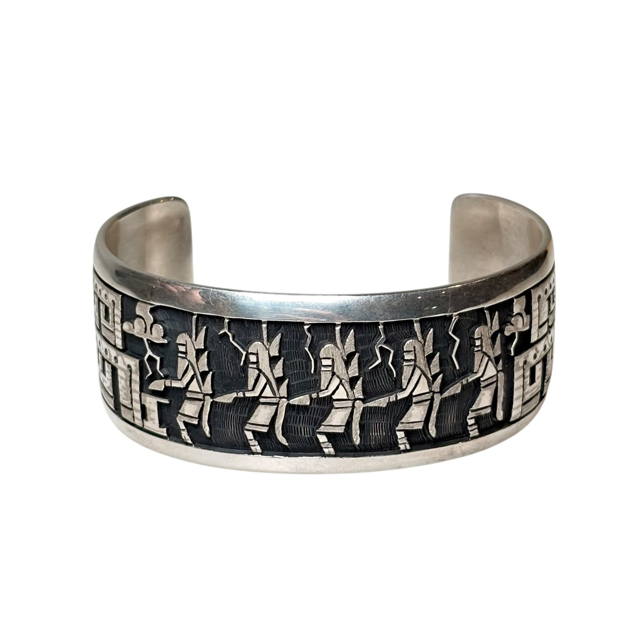 Hopi BENNETT KAGENVEMA overlay silver bangle “Kachina”