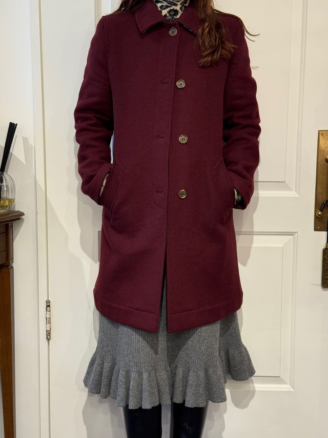 Dolce&Gabbana / vintage burgundy soutien collar coat.