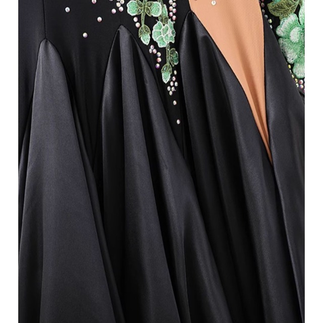 オフショルダー グリーンローズモチーフ モダンドレス 1col　D00258