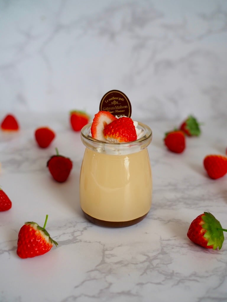 半割いちごの瓶プリンのメモスタンド | プリマトルテ -クレイ
