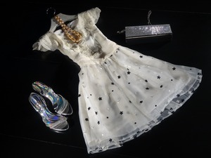 ★中国シルク30％☆M☆花柄刺繍とビ－ズのワンピ(OPN6742)