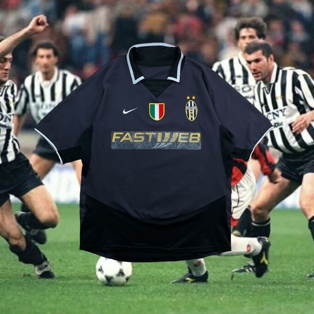 2003/2004 JUVENTUS FC third jersey