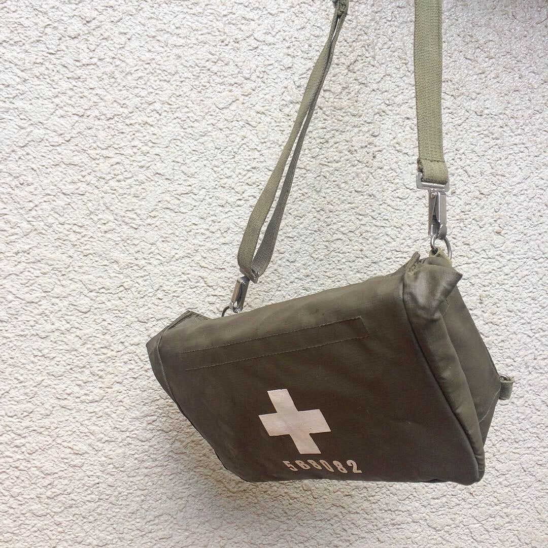 スイス軍 ガスマスクバッグ | 瀬尾商店