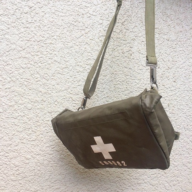 スイス軍 ガスマスクバッグ