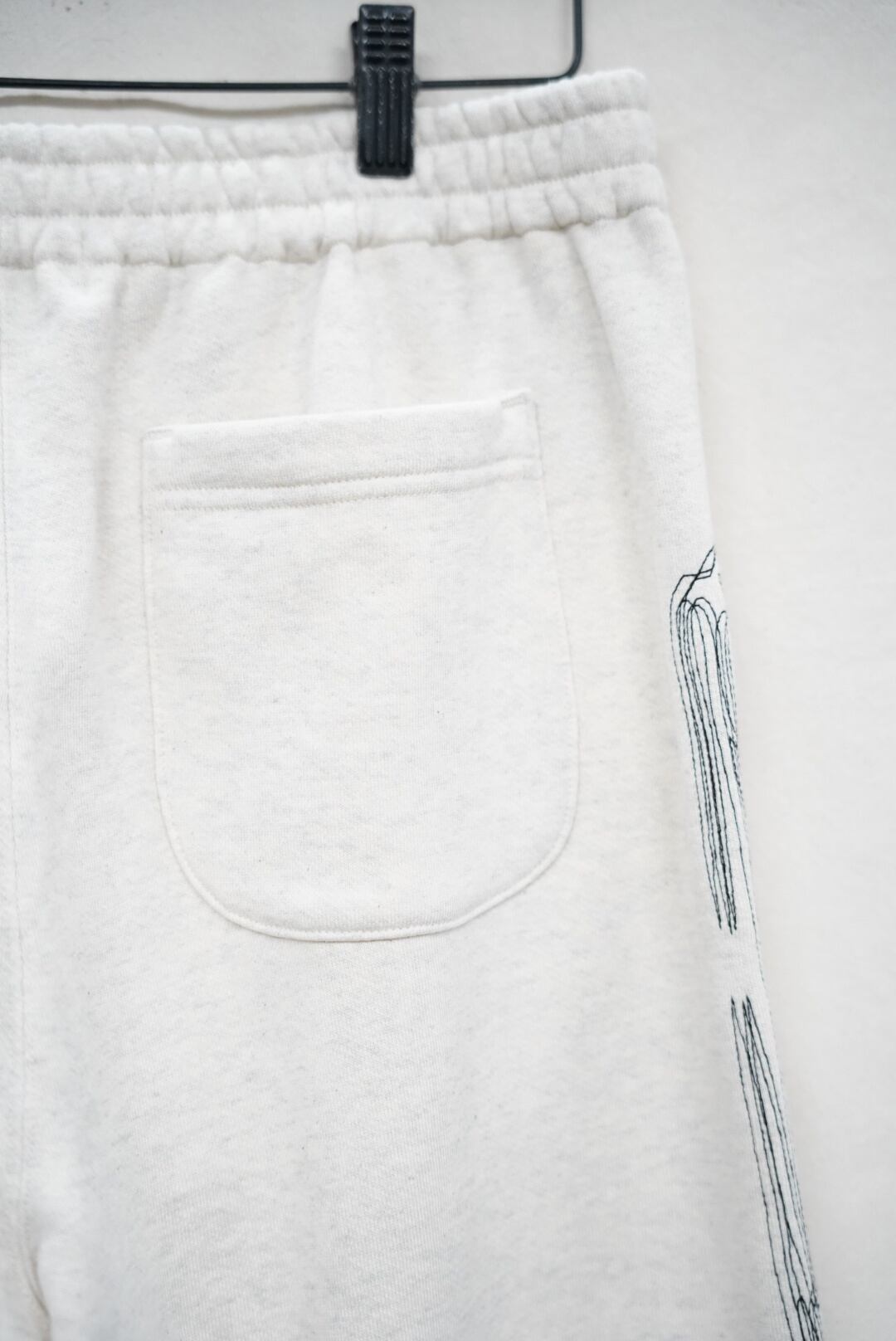 ensou. / Bone Sweatpants(IVORY)-